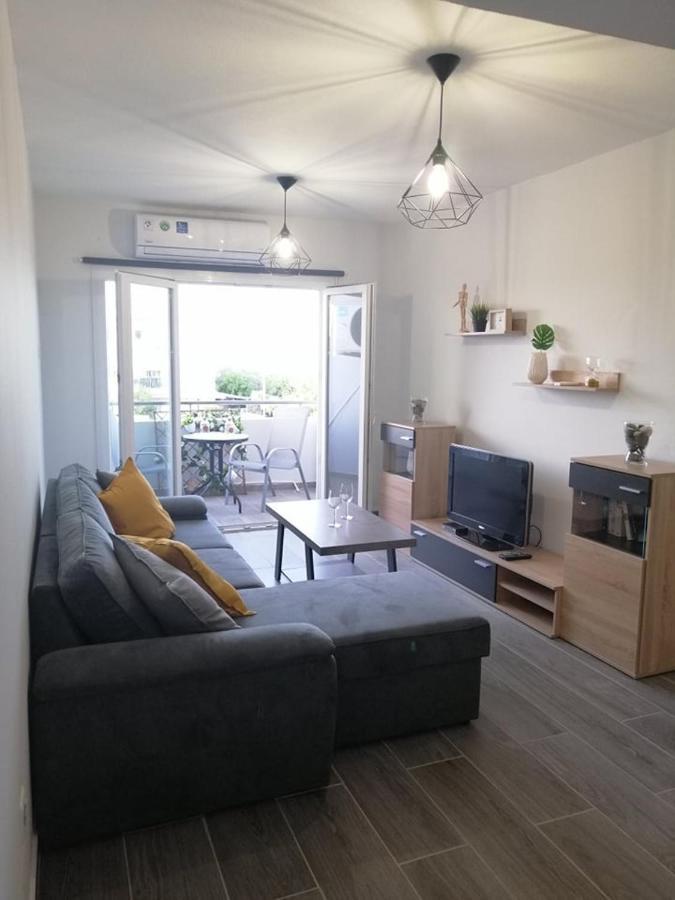 Ariadne Apartment พาราลิมนี ภายนอก รูปภาพ