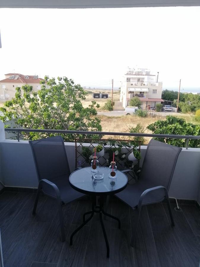 Ariadne Apartment พาราลิมนี ภายนอก รูปภาพ