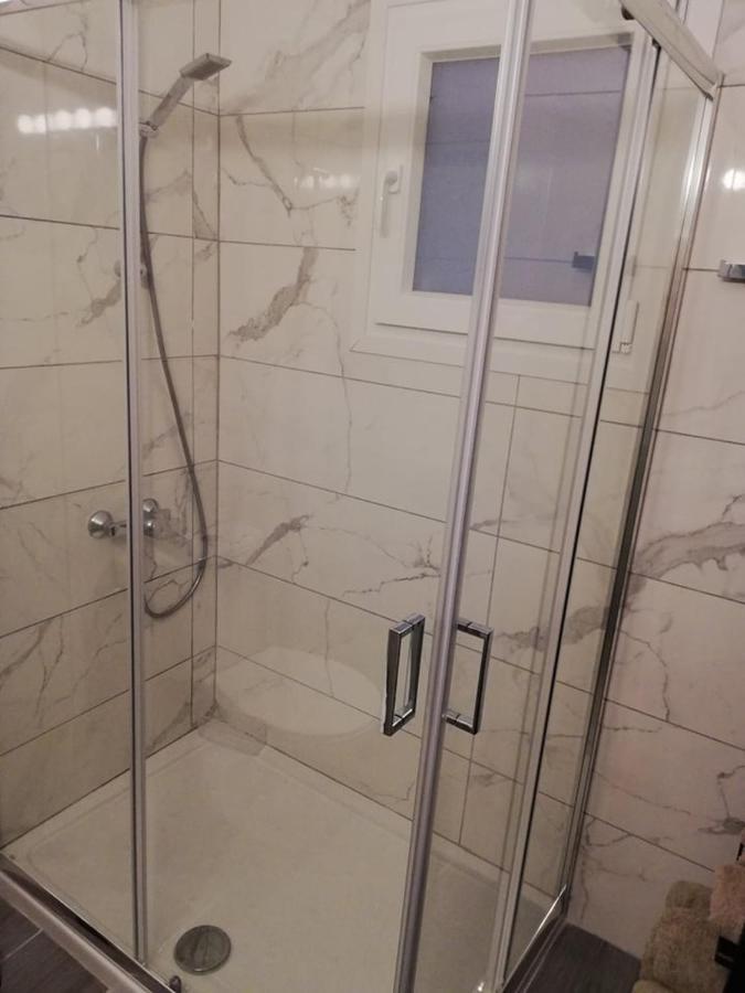 Ariadne Apartment พาราลิมนี ภายนอก รูปภาพ